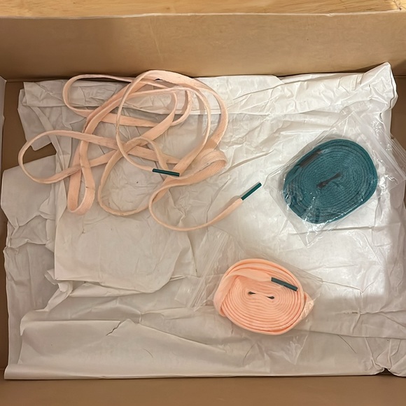 Jordan 1 Retro High OG “Black Crimson Tint” - Picture 10 of 10